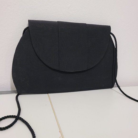 Vintage Handbags - Vintage Whiting and Davis Black Crossbody Clutch Bag Purse‎